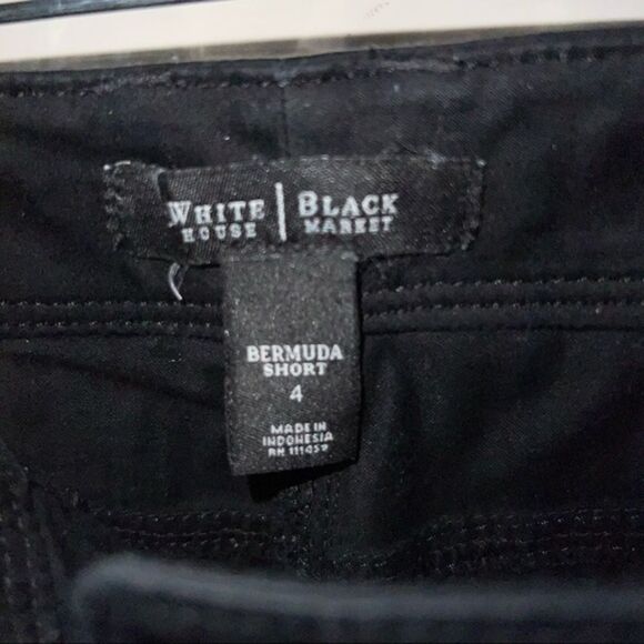 White House Black Market Black Women’s Shorts - Picture 6 of 7